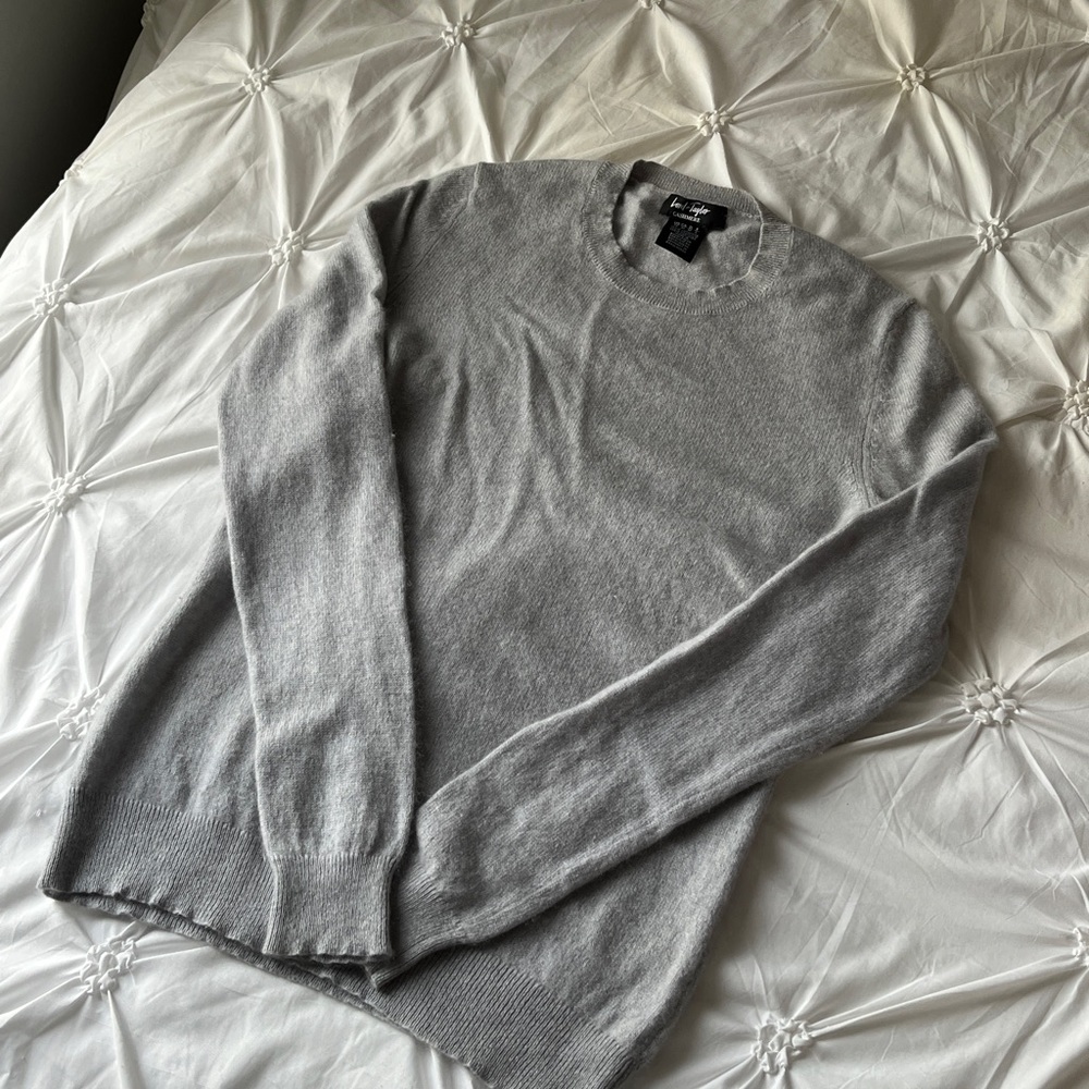 Lord & Taylor Light Gray Crewneck Sweater